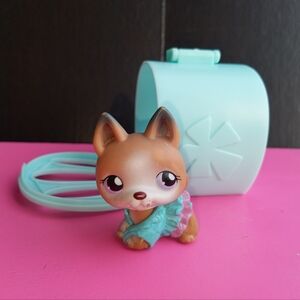 Littlest Pet Shop Puppy dog & carrier LPS
